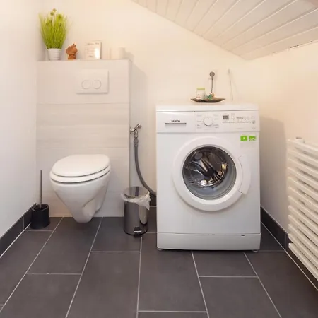 Moderne Ferienwohnung In Der Natur - 3 Schlafzimmer & 1,5 Baeder Markdorf Buitenkant foto