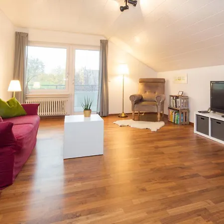 Moderne Ferienwohnung In Der Natur - 3 Schlafzimmer & 1,5 Baeder Markdorf Buitenkant foto